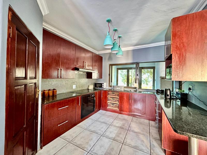 To Let 4 Bedroom Property for Rent in Xanadu North West